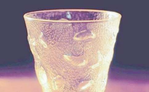 ����Ʒ�Ʊ���