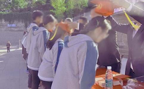 ���������240��