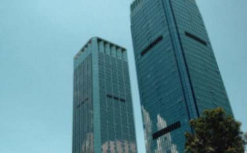 ���ز�����Ա�ĸ�����ְ����