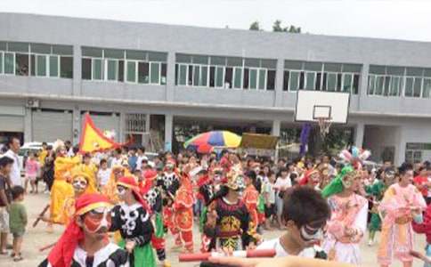 �����������300��9ƪ