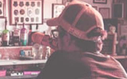 ���ںȾƷ����ı�֤�鷶�ģ���ѡ12ƪ��