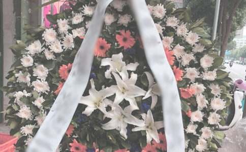 ΢Ц�ż��죬����������ȥ���ഺ����