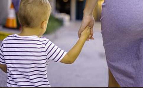 ���ڼҳ����齻�����Ը�