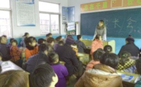 必备家长会欢迎词