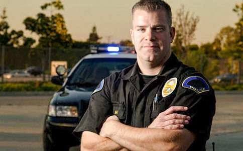 给交警的慰问信汇编七篇