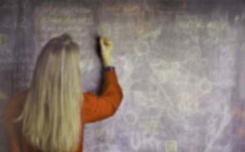 ���Ƽ�����ʦ������ְ����ģ�弯��8ƪ