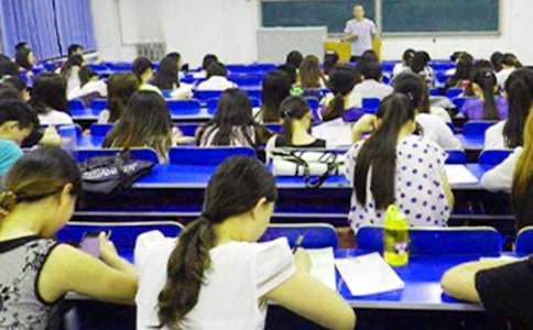 考试英语作文(15篇)