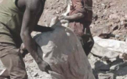 ú���˸�����ְ����