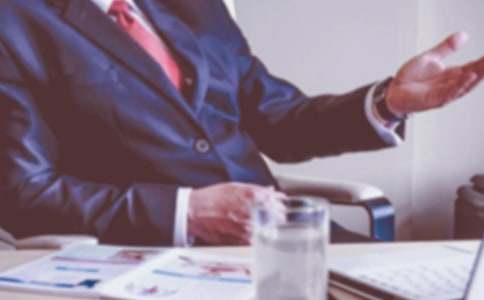 �쵼����Ա����ְ�Ļ�ӭ��3ƪ