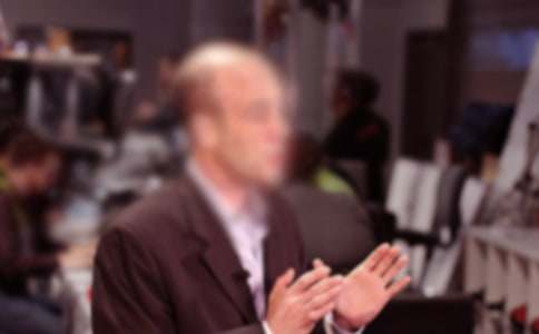 ���쵼����ף���ﾭ�����