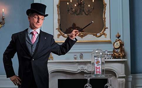 ����Ȼ��ħ��ʦ����