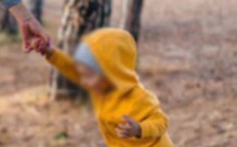 ����С���к����и�