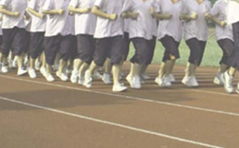 跑操迟到检讨书