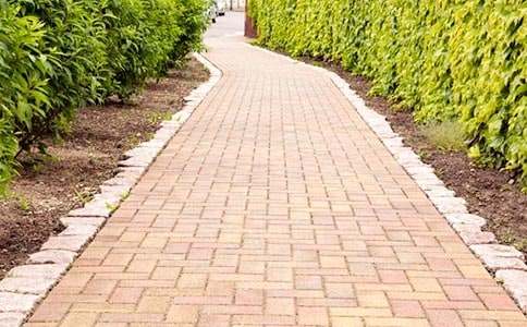 ���Զ����е����̰�