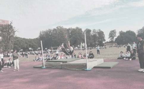 跨越式跳高教案热门