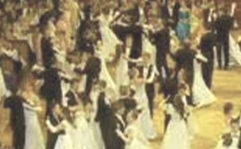 【热门】大学生周末舞会策划书