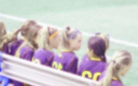 回忆小学生活写作文开头和结尾通用