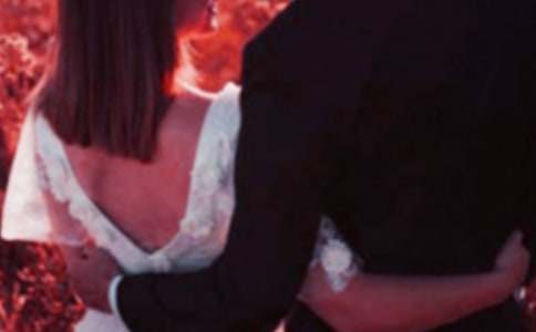 简短新婚快乐祝福语(精选100句)