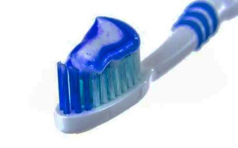 儿童牙膏品牌名称及广告语