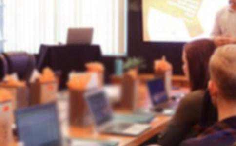 �����Ķ�������ݽ���