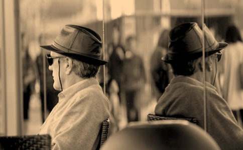 《我爱爷爷奶奶》大班教案