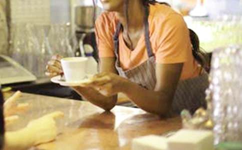 (热门)员工试用期转正申请书