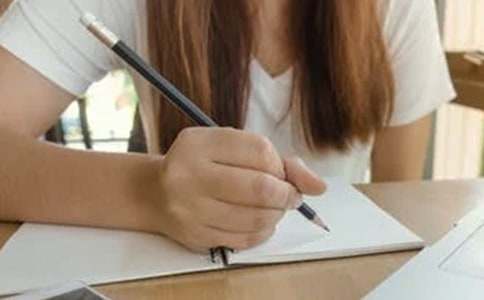 ���Ƽ������꼶��д������ƪ